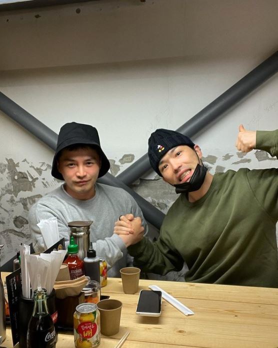 [서울=뉴시스] 마이크로닷, 산체스. (사진 = 마이크로닷 인스타그램 캡처) 2021.05.12. photo@newsis.com *재판매 및 DB 금지