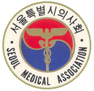 "의사 88%가 코로나 백신 부작용 경험…78%는 '접종 추천"'