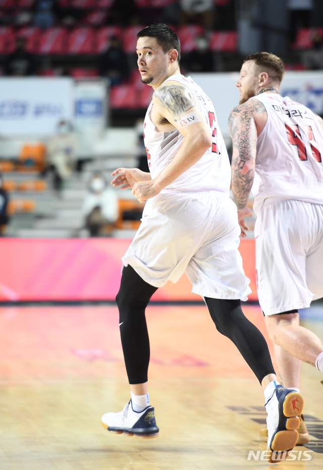 [서울=뉴시스]프로농구 서울 SK 김민수 (사진 = KBL 제공)