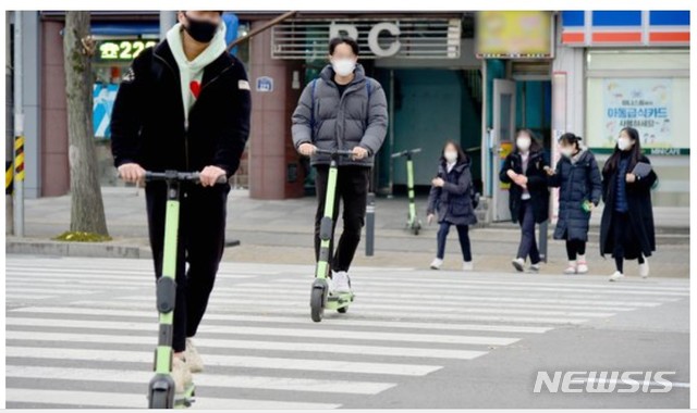 전동킥보드 10명 중 8명 넘게 안전모 안써…13일부터 범칙금 2만원