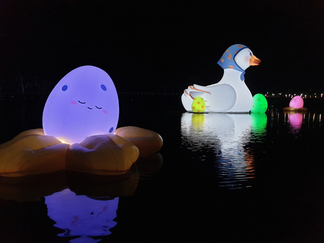  *재판매 및 DB 금지