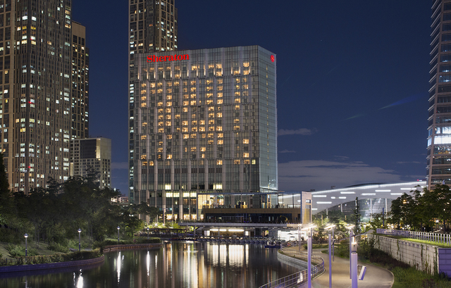 [서울=뉴시스]쉐라톤 그랜드 인천 야경