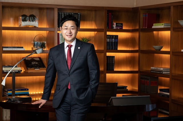 [서울=뉴시스]쉐라톤 그랜드 인천 윤덕식 총지배인