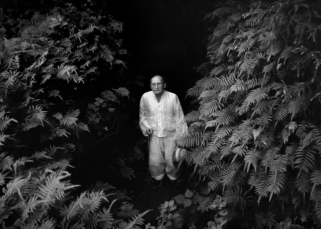 [서울=뉴시스]전재홍, 강제 노동 (피해자) 이성찬,&nbsp; 제주 가마오름, 2005(사진=하얀나무 제공)2021.05.28 photo@newsis.com *재판매 및 DB 금지