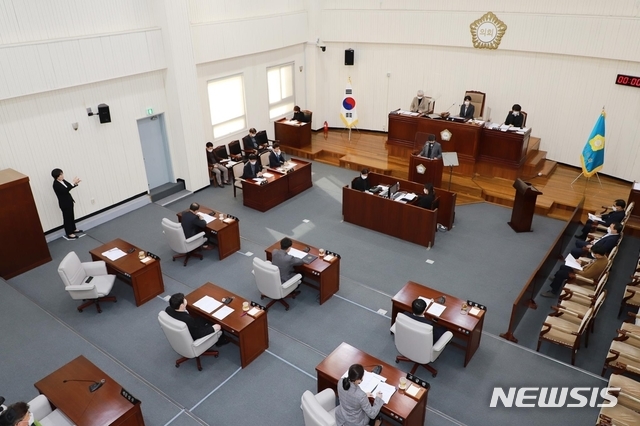 과천시 의회 회의 현장. 