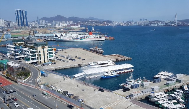 [부산=뉴시스] 부산항 전경. photo@newsis.com *재판매 및 DB 금지