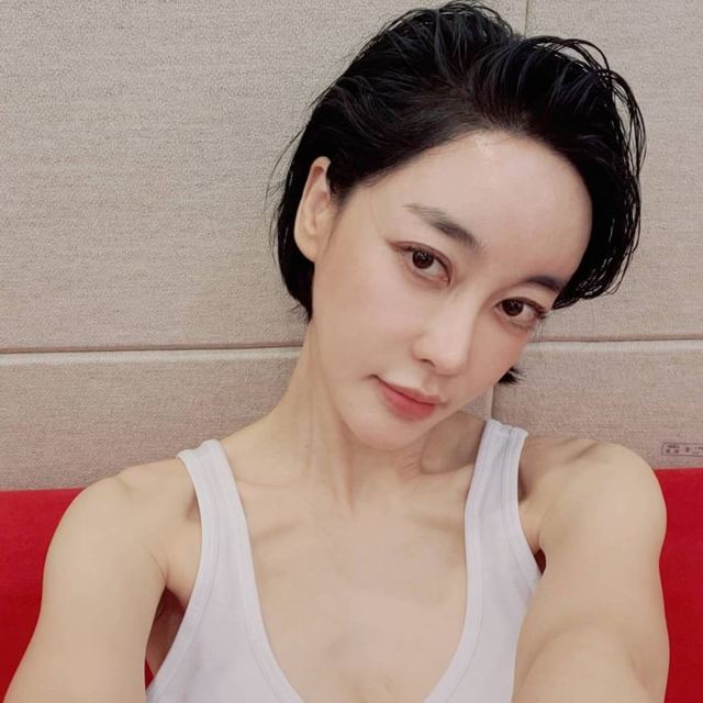 [서울-뉴시스] 배우 김혜은. (사진 = 김혜은 인스타그램 캡처) 2021.06.07. photo@newsis.com *재판매 및 DB 금지