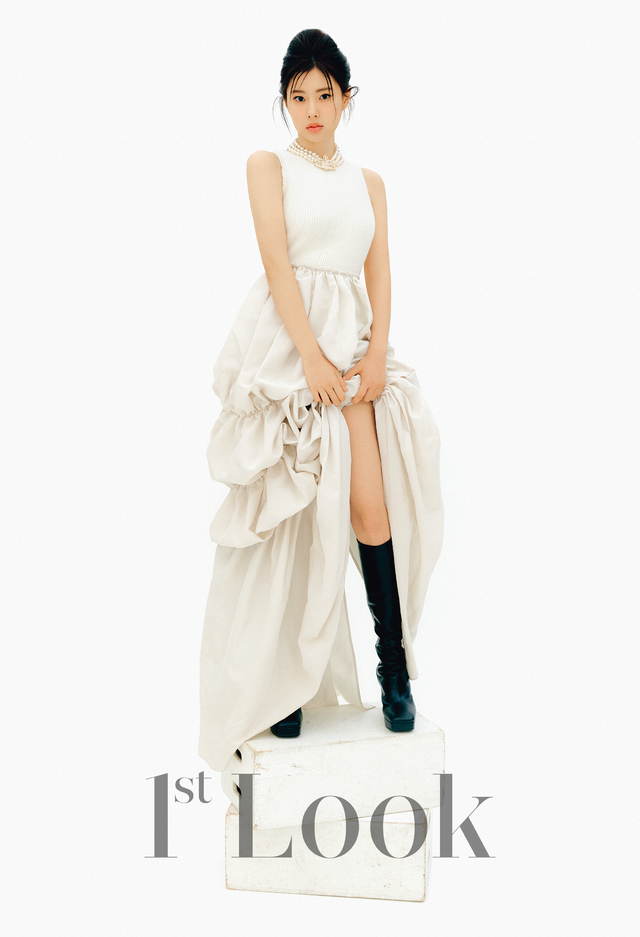 [서울=뉴시스] 그룹 '아이즈원' 출신 강혜원 화보. (사진 = 퍼스트룩 제공) 2021.06.07. photo@newsis.com *재판매 및 DB 금지