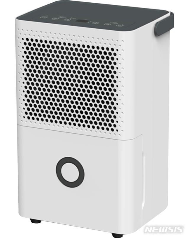 역대급 비에 제습기 판매량↑…이마트 "먼저 싸게 팔아요"