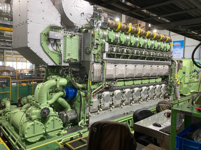 STX엔진이 시운전하고 있는 L35·44DF 발전기 엔진.(사진=STX엔진 제공) 2021.06.11. *재판매 및 DB 금지