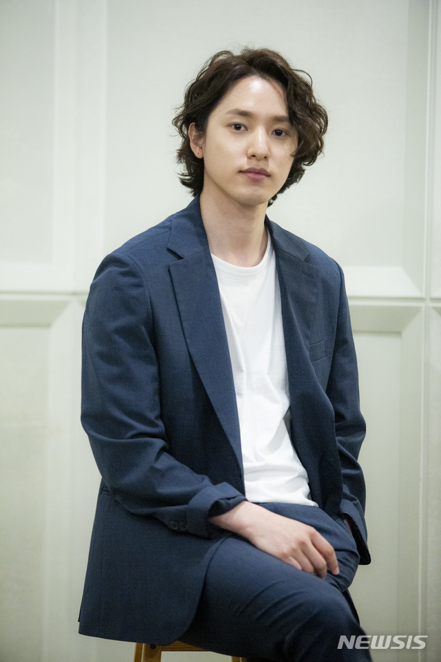 [서울=뉴시스]영화 '메이드 인 루프탑' 배우 정휘. (사진 = ㈜엣나인필름 제공) 2021.06.11.photo@newsis.com