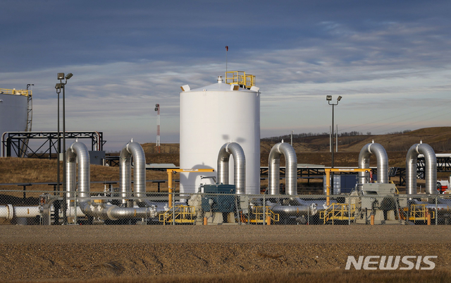 [하디스티=AP/뉴시스]캐나다 앨버타주 하디스티에 있는 키스톤XL 송유관 시설. (사진=뉴시스DB) 2021.07.05.