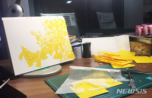 [서울=뉴시스] 이주희 작가 작업 과정 (사진=아트1 제공) 2021.06.15. photo@newsis.com