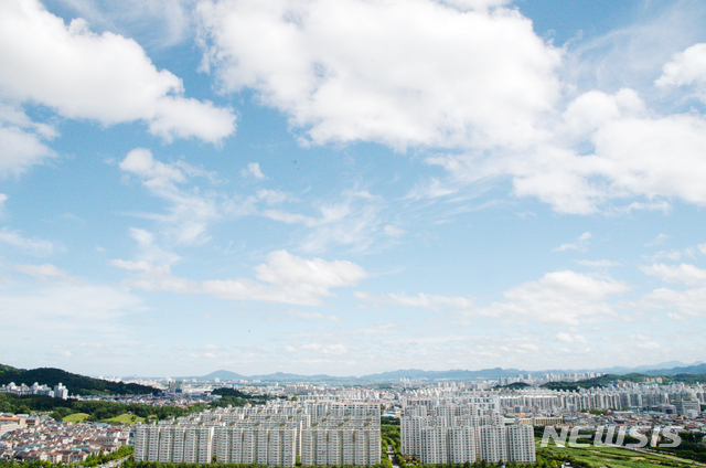 충남권 맑은 날씨, 낮 기온은 25도 이상