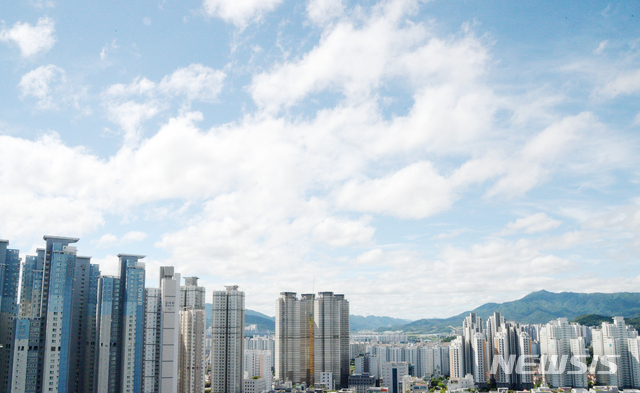 충북, 대체로 맑음 '한낮 31도'…미세먼지 '좋음'