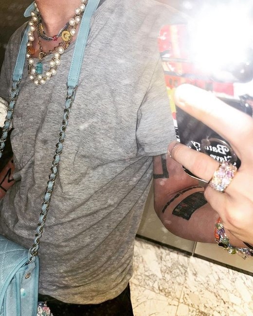 [서울=뉴시스]지드래곤(사진=SNS 캡처)2021.06.18 photo@newsis.com *재판매 및 DB 금지