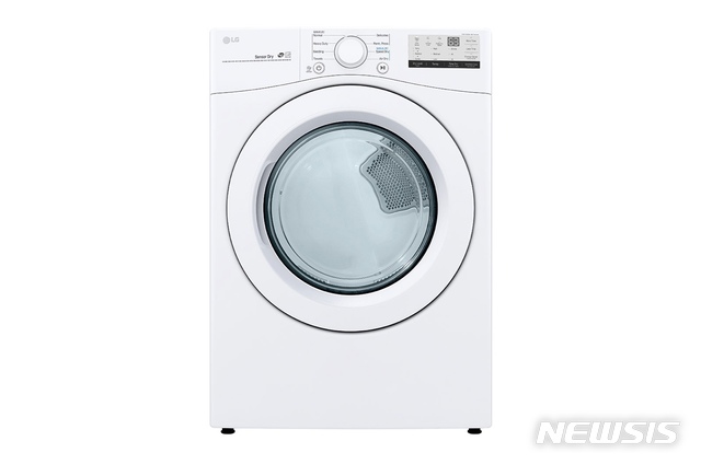 [서울=뉴시스] LG전자 건조기(모델명: LG DLE3400W) (사진=LG전자 제공)