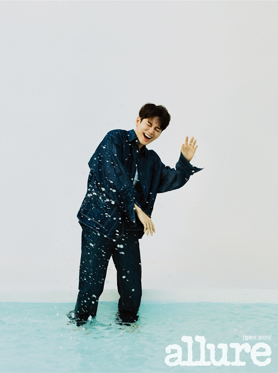 [서울=뉴시스] 옹성우 화보. (사진 = 얼루어 코리아) 2021.06.22. photo@newsis.com *재판매 및 DB 금지