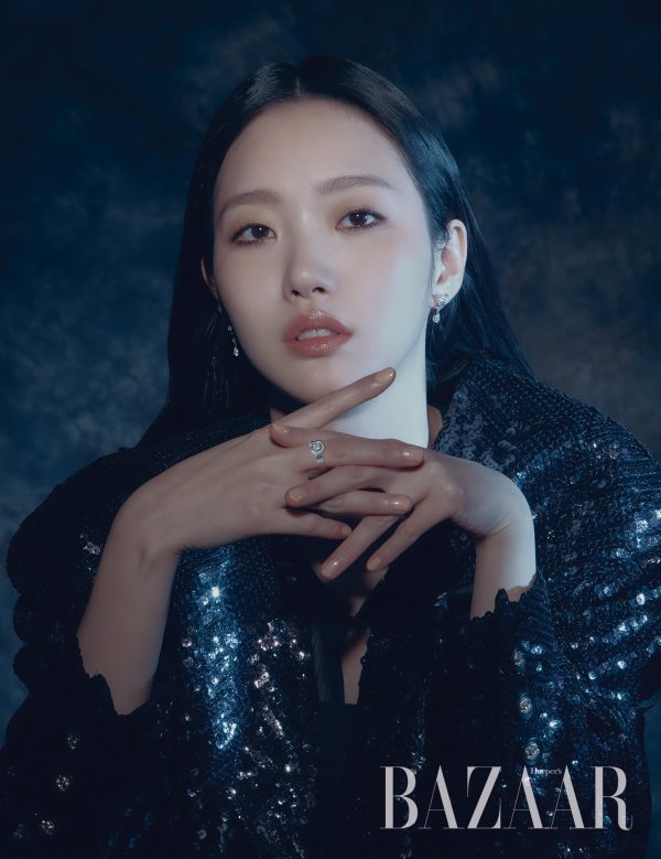 [서울=뉴시스] 배우 김고은 화보. (사진 = 하퍼스 바자) 2021.06.23. photo@newsis.com *재판매 및 DB 금지