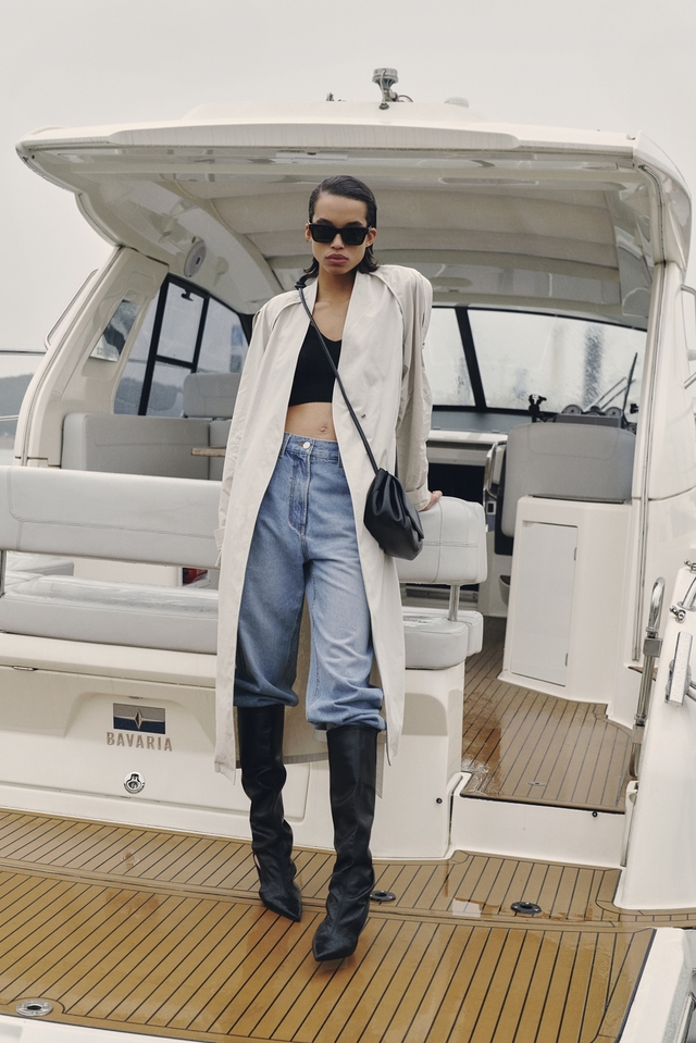 한섬 '시스템 스튜디오'의 '2022 S/S 파리 패션 위크 컬렉션’&nbsp; *재판매 및 DB 금지