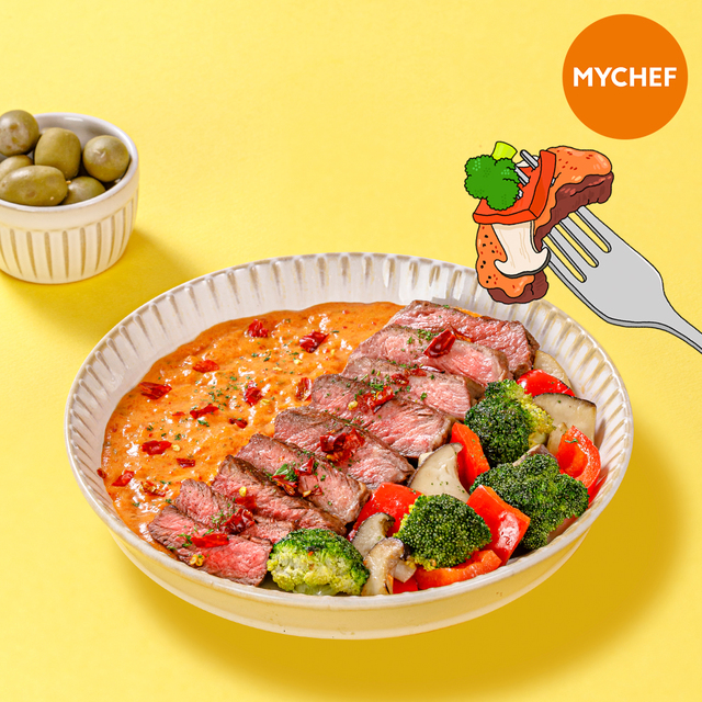 [서울=뉴시스]마이셰프가 유튜버 허챠밍과 협업한 ‘허챠밍 매콤 로제 스테이크’