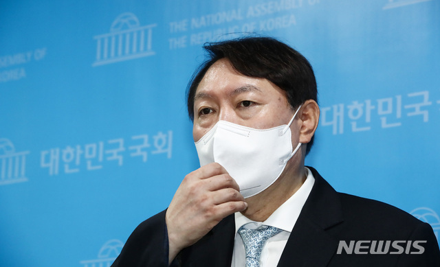 [서울=뉴시스]최동준 기자 = 윤석열 전 검찰총장. (공동취재사진) 2021.06.30. photo@newsis.com