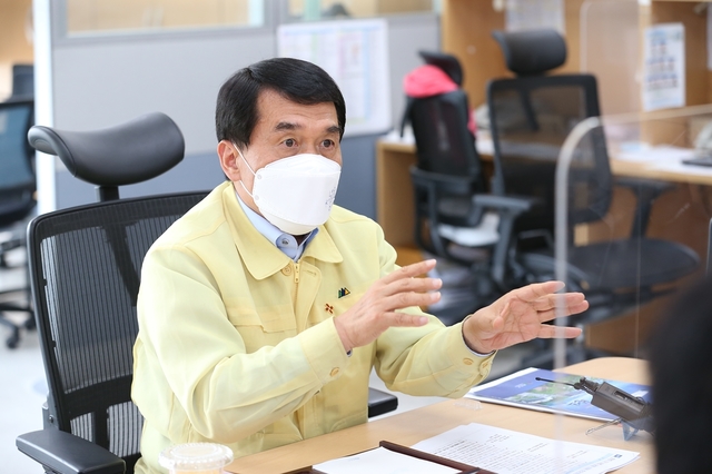 [완주=뉴시스] =박성일 전북 완주군수. (사진 = 뉴시스 DB) photo@newsis.com *재판매 및 DB 금지