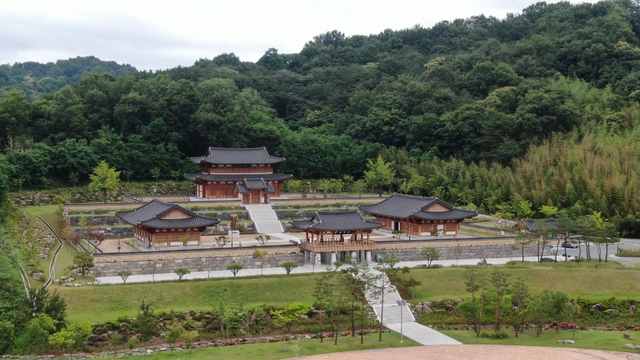 [함양=뉴시스] 함양군 고운 최치원 선생 역사공원 전경. *재판매 및 DB 금지