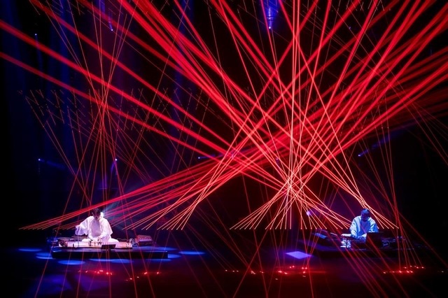 [서울=뉴시스] 무토X입과손스튜디오 '두개의 눈'. 2021.07.05. (사진 = 국립극장 제공) photo@newsis.com