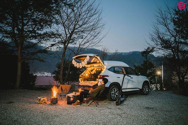 캠핑부터 영화 관람까지…올여름 여행은 ‘카캉스’ 어때요? 