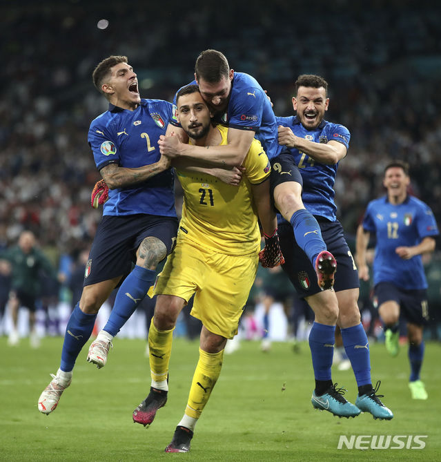 [런던=AP/뉴시스] 이탈리아 골키퍼 잔루이지 돈나룸마. 2021.07.11.