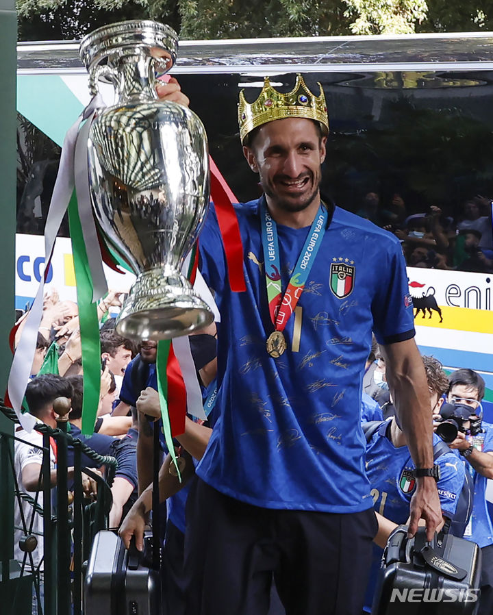 [런던=AP/뉴시스]이탈리아 수비수 키엘리니 은퇴. 2021.07.12.