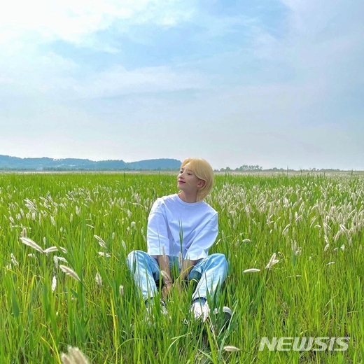 [서울=뉴시스] 세븐틴 정한. (사진=정한 인스타그램 제공)2021.07.15 photo@newsis.com