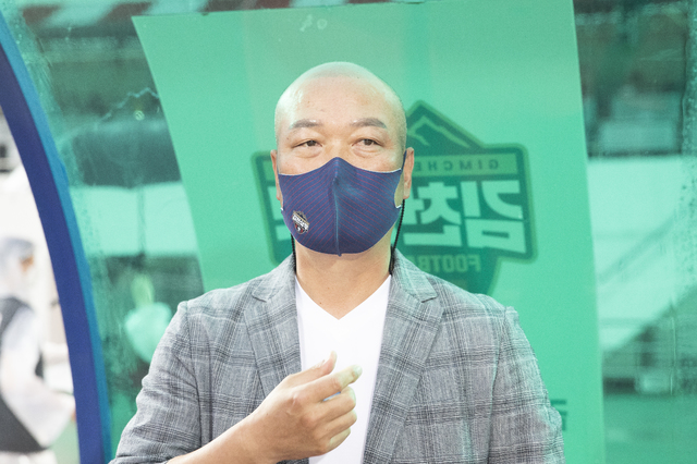 김태완 감독 (사진=김천상무프로축구단 제공) *재판매 및 DB 금지