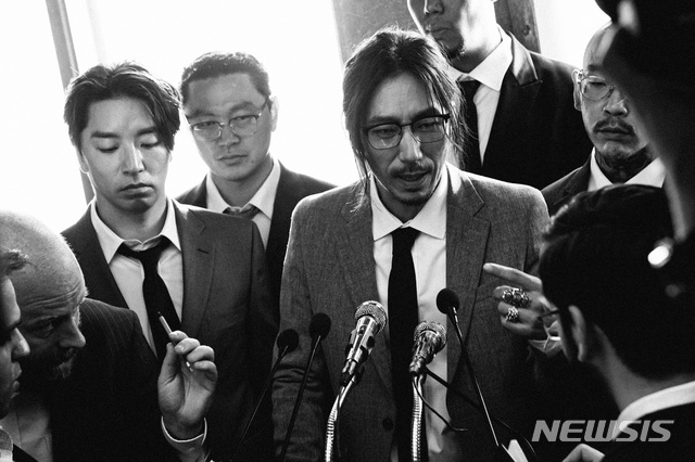 [서울=뉴시스]타이거JK가 신곡으로 돌아온다. (사진=필굿뮤직 제공) 2021.07.22. photo@newsis.com