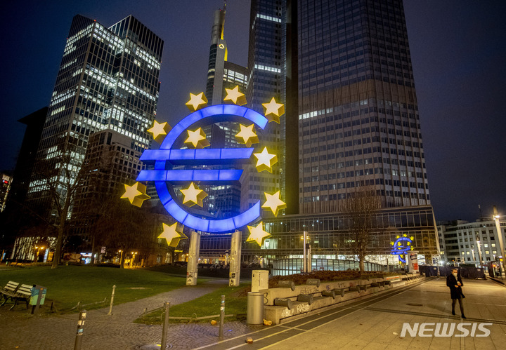 ECB "스베르방크 유럽, 파산 가능성 높아"