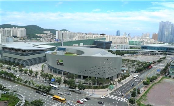 [부산=뉴시스] 허상천 기자 =부산시는 코로나19로 침체된 관광산업의 성장동력 확보와 양질의 일자리 창출을 위해 지역대학과 혁신기업이 협력하는 새로운 모델의 관광인재 육성 사업을 추진한다고 23일 밝혔다. 2021.07.23. (사진 = 부산시 제공) photo@newsis.com *재판매 및 DB 금지