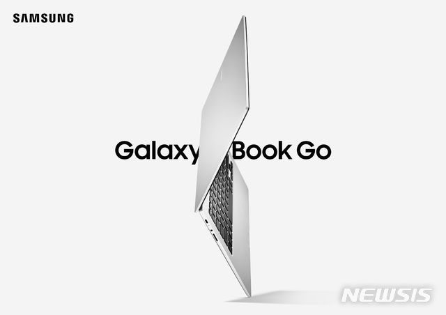 [서울=뉴시스] 삼성전자 실속형 노트북 '갤럭시 북 고(Galaxy Book Go)'.(사진=삼성전자 제공) 2021.7.26 photo@newsis.com