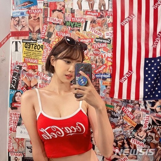 [서울=뉴시스] 정새미나 아나운서(사진=정새미나 SNS 캡처)2021.07.28 photo@newsis.com