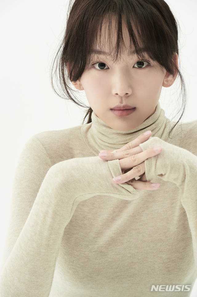 [서울=뉴시스]배우 진기주. (사진=에프엘이엔티 제공) 2021.08.02. photo@newsis.com