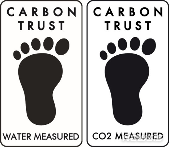 [서울=뉴시스] 카본 트러스트 물·탄소 발자국 인증 로고.(사진=삼성전기 제공) 2021.8.3 photo@newsis.com