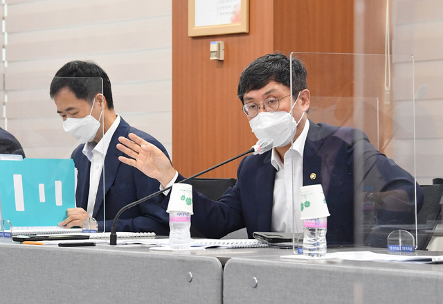 안도걸 기획재정부 차관이 5일 부산 · 울산 · 경남 지역 예산협의회 참석차 부산시청을 방문, 모두발언을 하고있다.(사진=기획재정부) *재판매 및 DB 금지