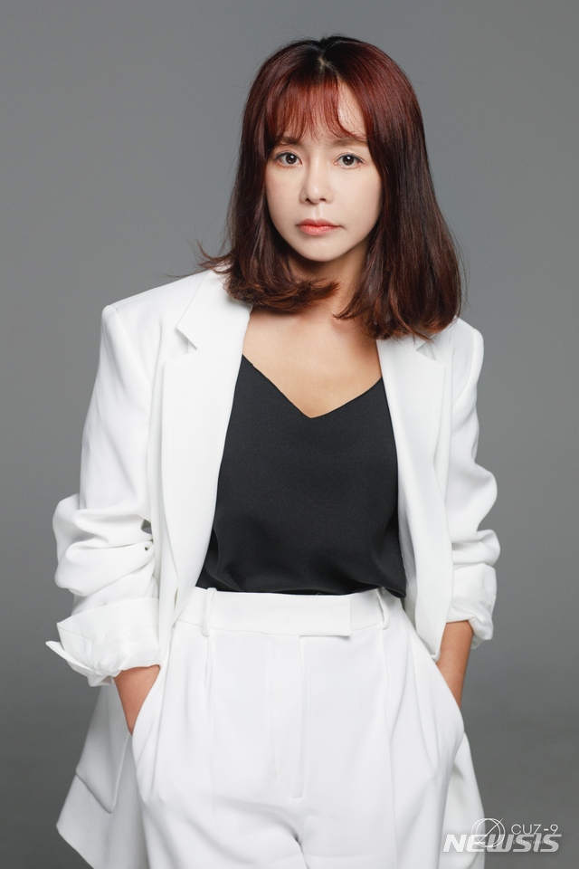 [서울=뉴시스]배우 신이. (사진=커즈나인엔터테인먼트 제공) 2021.08.06. photo@newsis.com