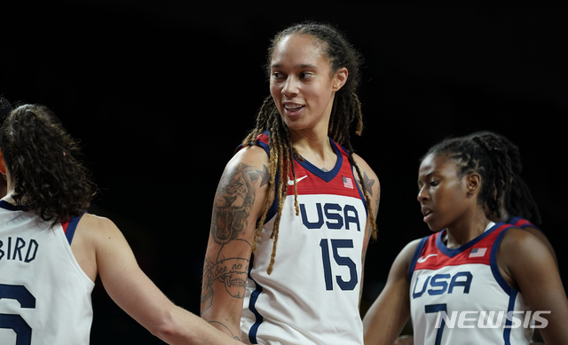 美 여자농구스타 그라이너, 러시아서 마약 소지 혐의로 구금