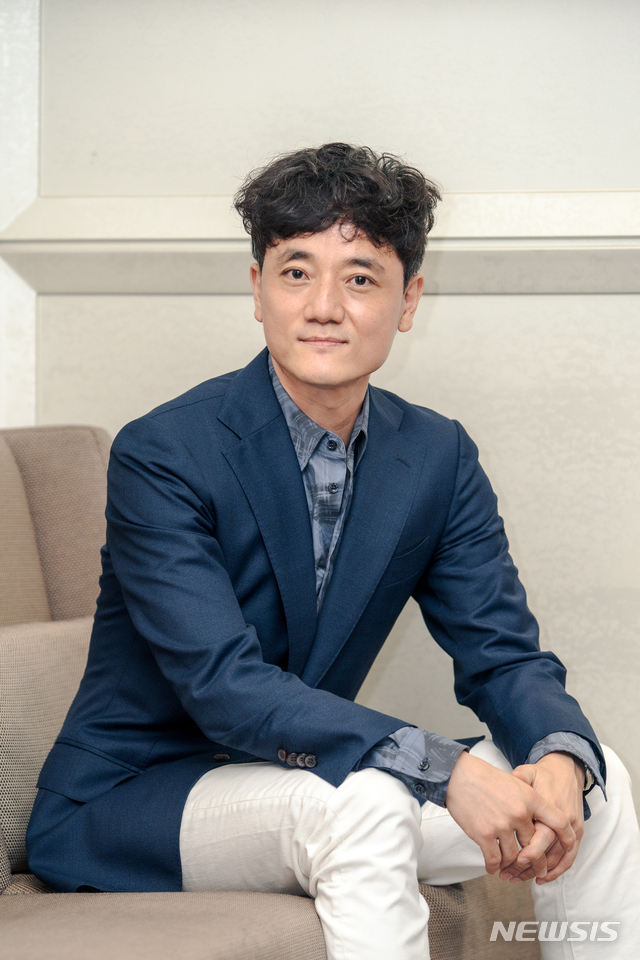 [서울=뉴시스] 영화 '인질' 필감성 감독. (사진=NEW 제공) 2021.08.11 photo@newsis.com