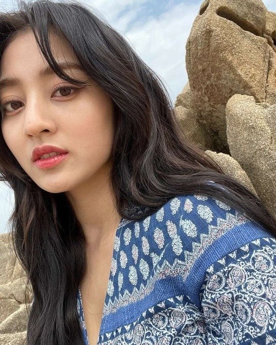 [서울=뉴시스] 지효 2021.08.17.(사진=트와이스 인스타그램) photo@newsis.com*재판매 및 DB 금지 *재판매 및 DB 금지