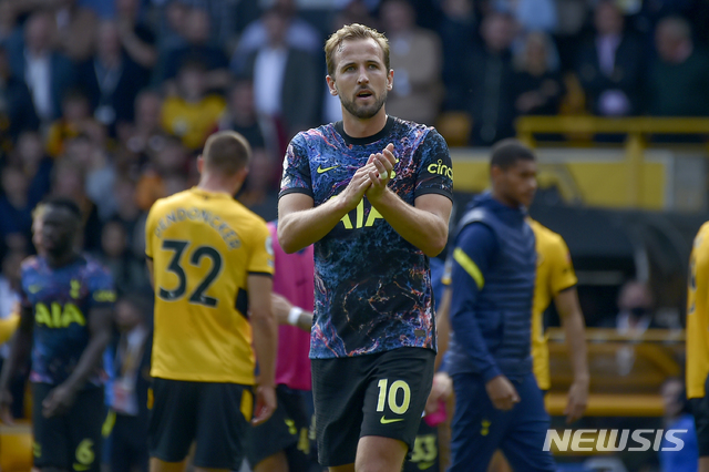 [울버햄튼=AP/뉴시스]토트넘 홋스퍼 해리 케인. 2021.08.22.