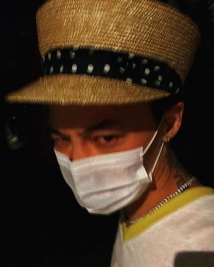 [서울=뉴시스] 권지용 근황. (사진=권지용 인스타그램 제공).2021.08.24.photo@newsis.com