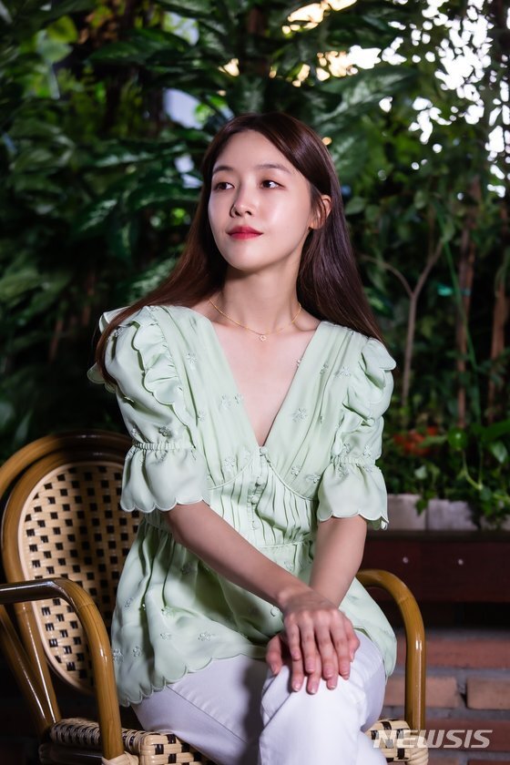 [서울=뉴시스] 영화 '최선의 삶' 방민아. (사진=엣나인필름 제공) 2021.08.24 photo@newsis.com