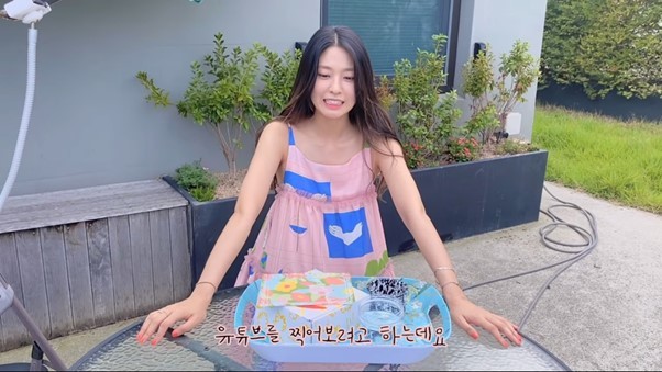 [서울=뉴시스] 설현 유튜브 캡처 2021.08.25.photo@newsis.com *재판매 및 DB 금지